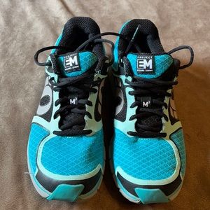 Pearl Izumi M3 running shoes